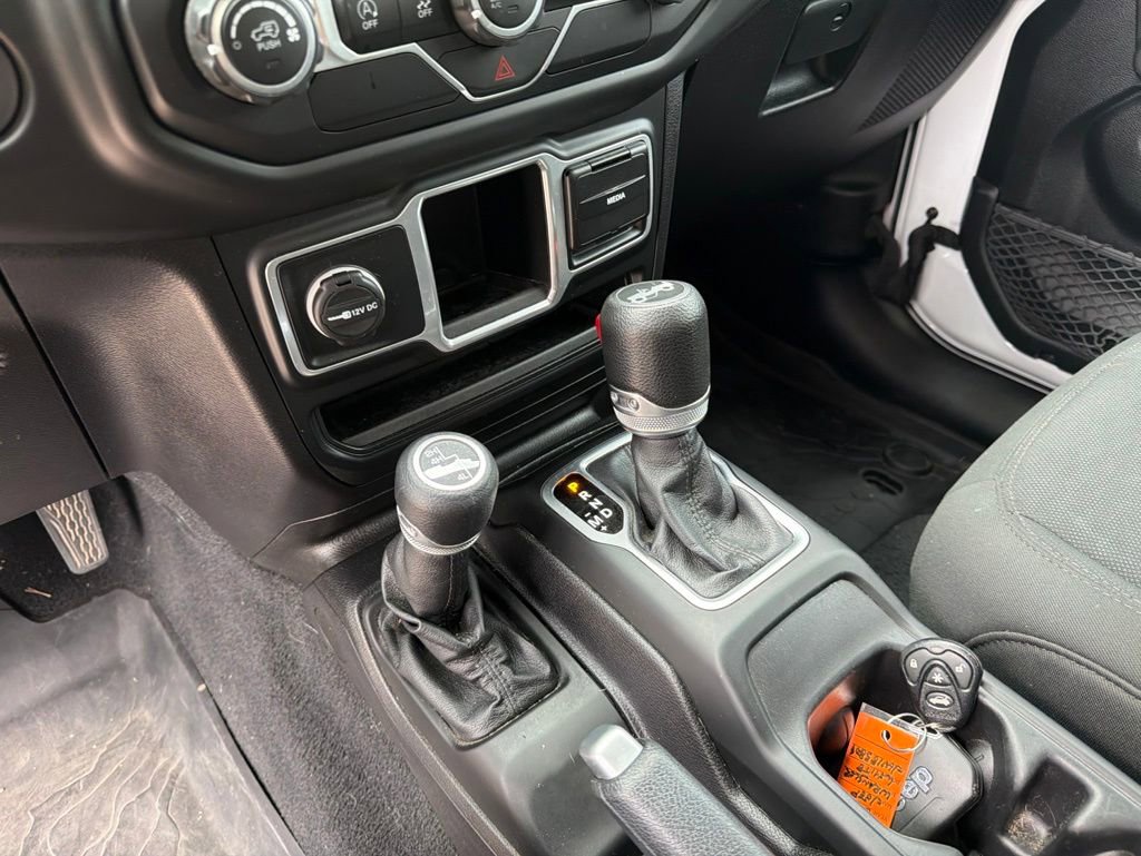 Used 2018 Jeep Wrangler Unlimited Sport AWD/4WD image 6