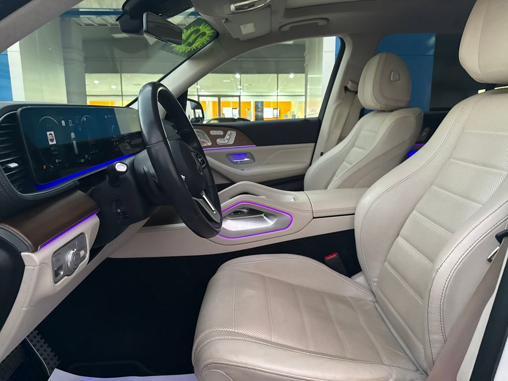 Used 2022 Mercedes-Benz GLS 450 4MATIC image 11