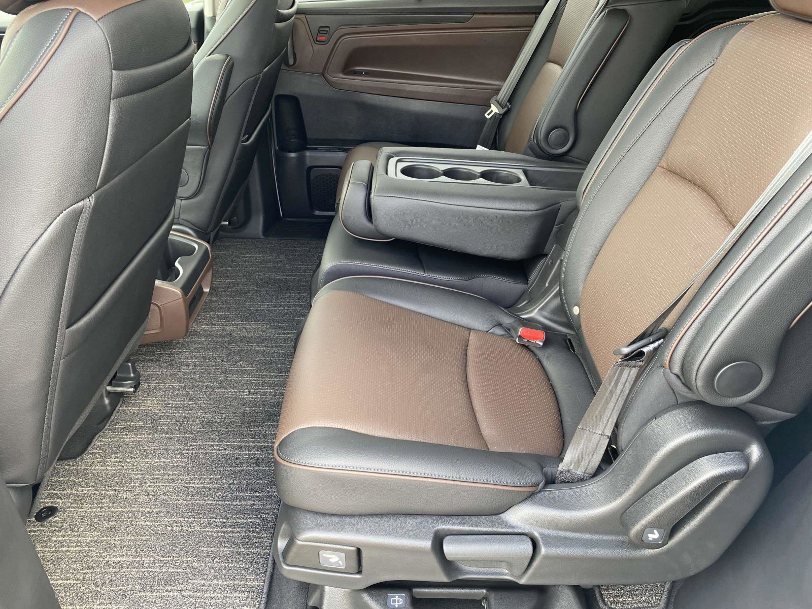 New 2026 Honda Odyssey Elite image 6