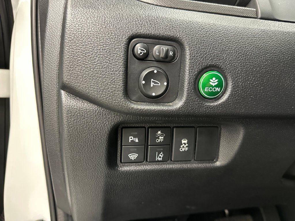 Used 2025 Honda Passport TrailSport image 18