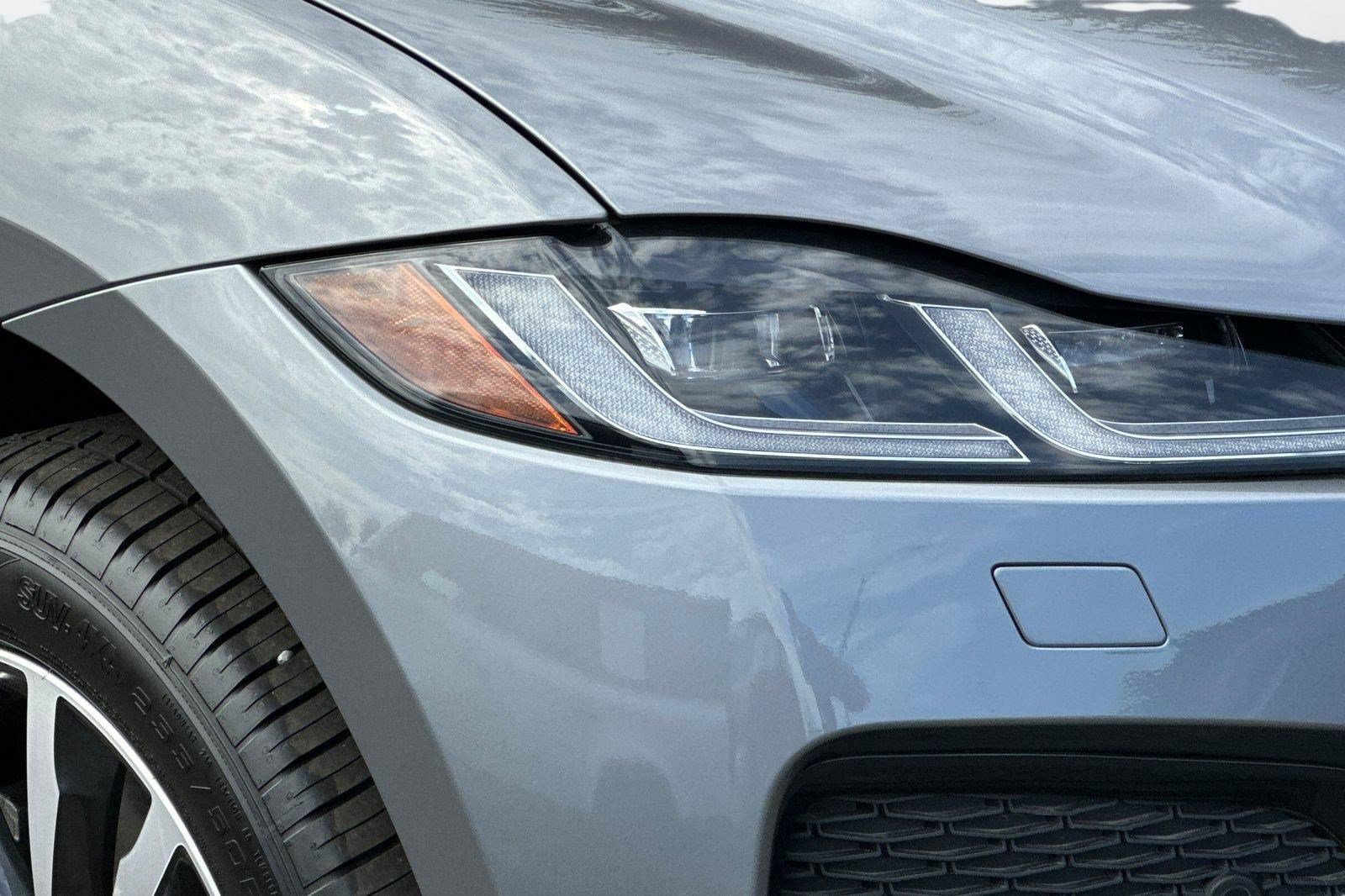 New 2026 Jaguar F-PACE R-Dynamic S AWD/4WD image 11
