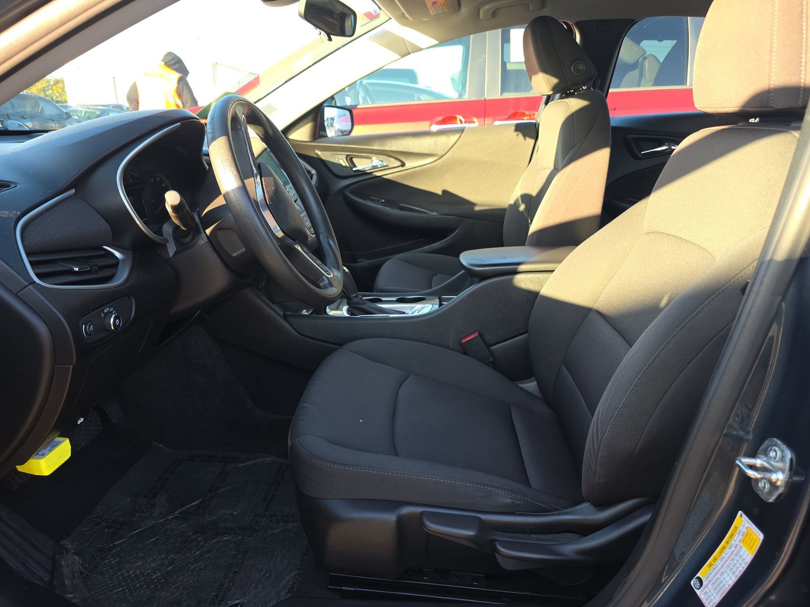 Used 2018 Volkswagen Passat 2.0T S image 14