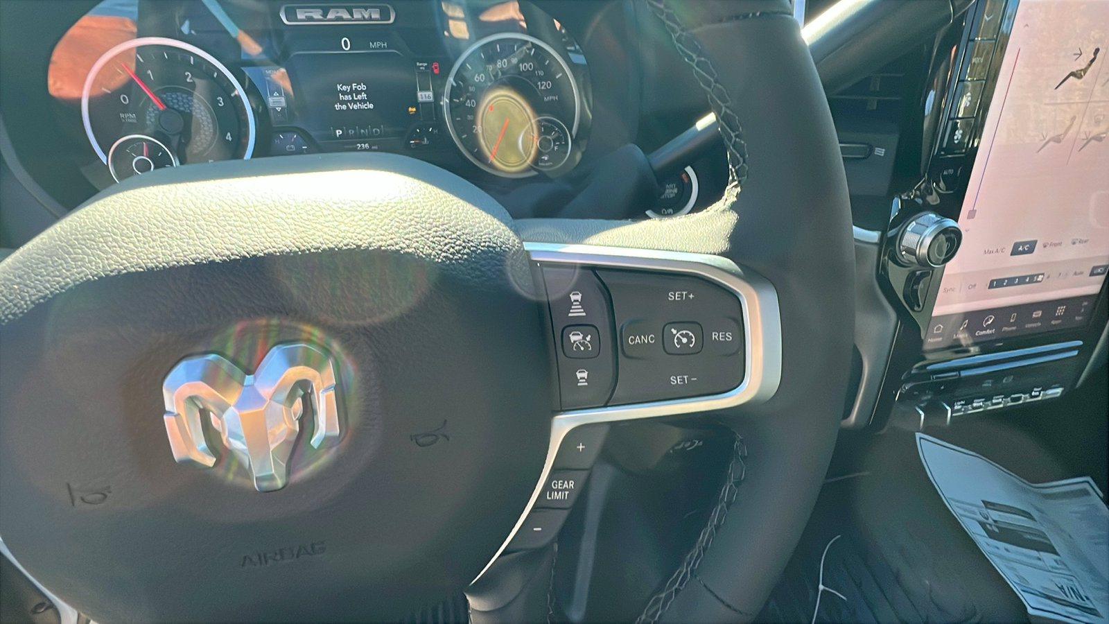 New 2025 RAM 5500 4x4 Regular Cab image 24