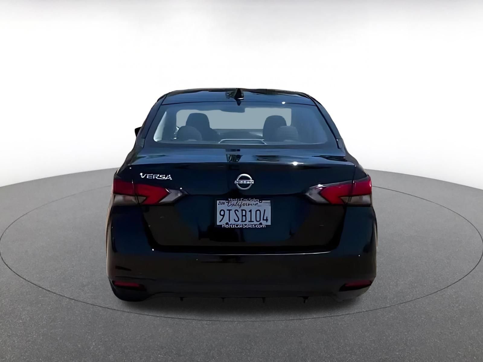 Used 2025 Nissan Versa SV FWD image 12