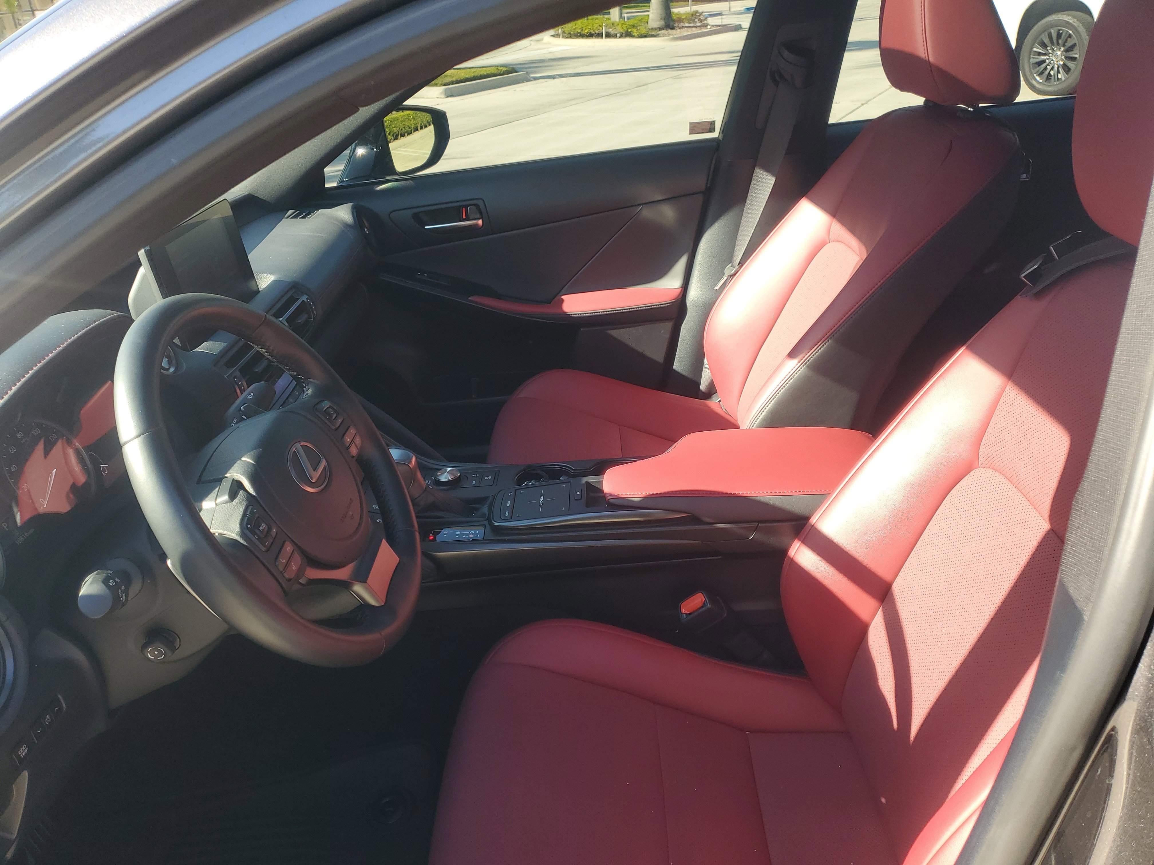 Used 2025 Lexus IS 300 w/ Premium Package RWD image 19