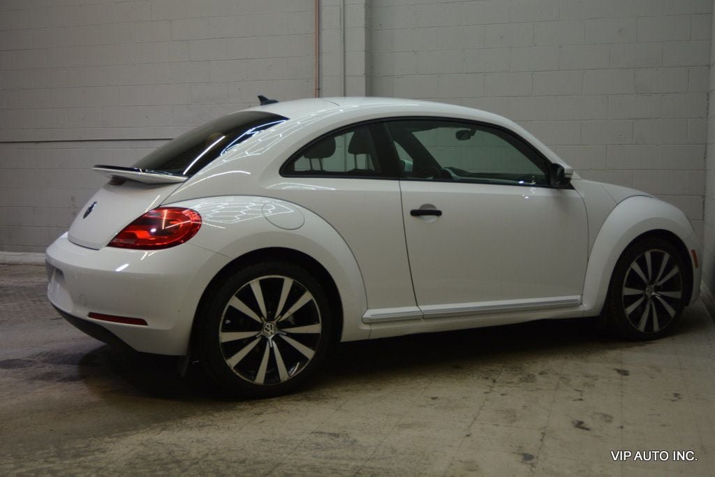 Used 2015 Volkswagen Beetle 1.8T Classic FWD image 26