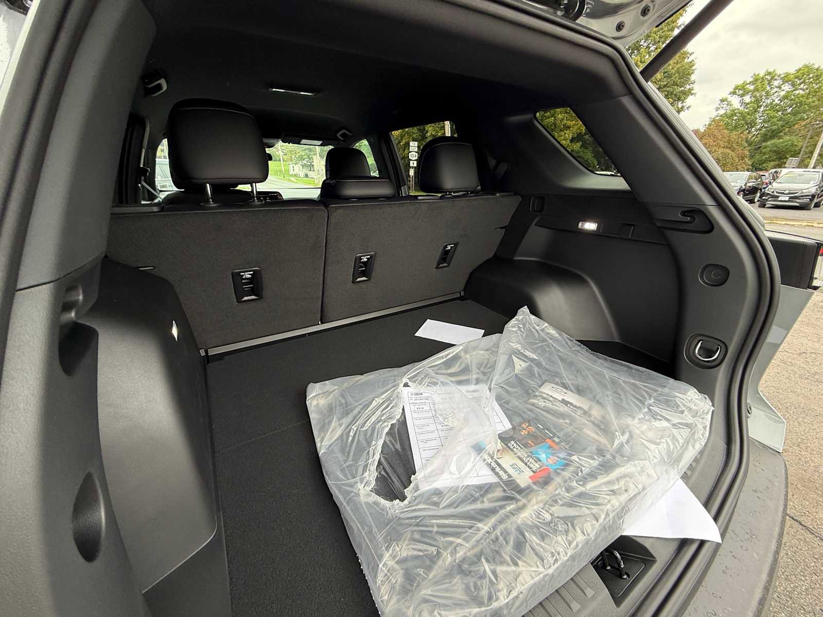 New 2026 Chevrolet Equinox LT w/ Convenience Package II image 28