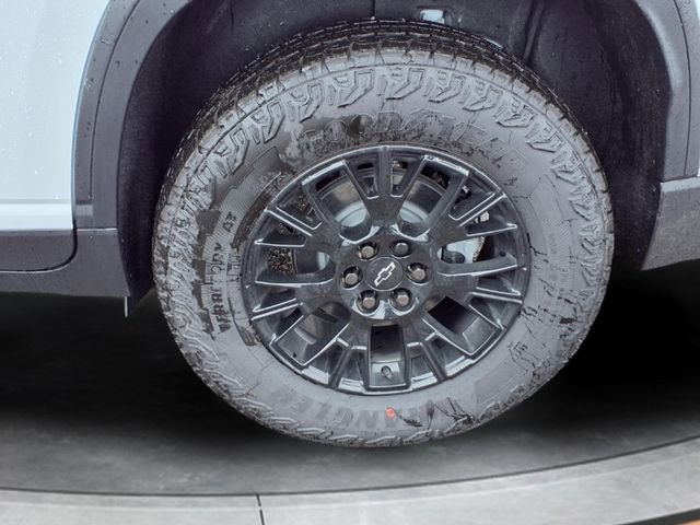 New 2026 Chevrolet Traverse Z71 w/ Driver Confidence Package image 14