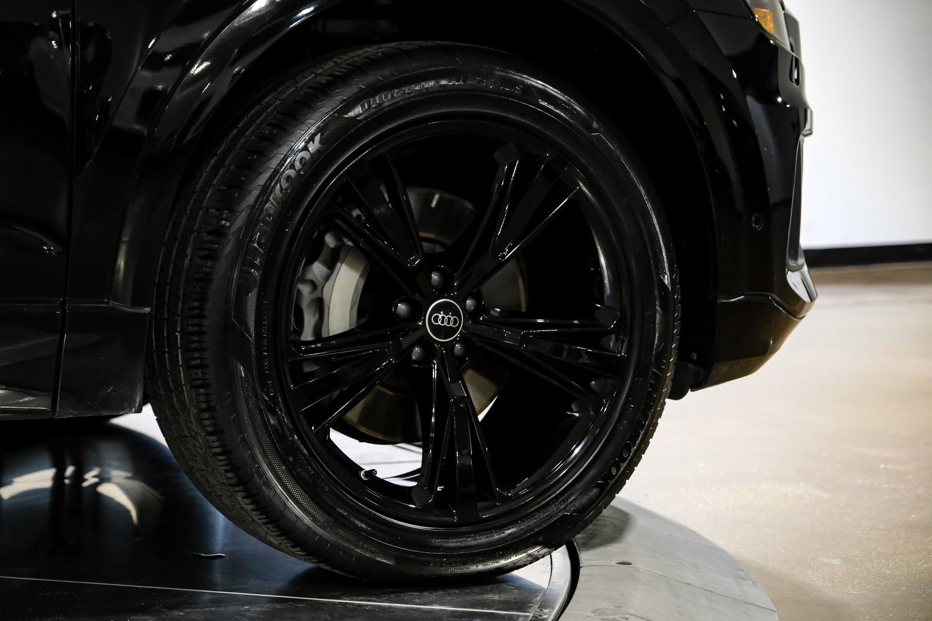 Used 2023 Audi Q8 Premium Plus w/ Premium Plus Package image 60