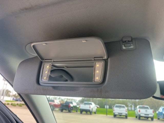 Used 2023 GMC Terrain SLE w/ Driver Convenience Package image 35