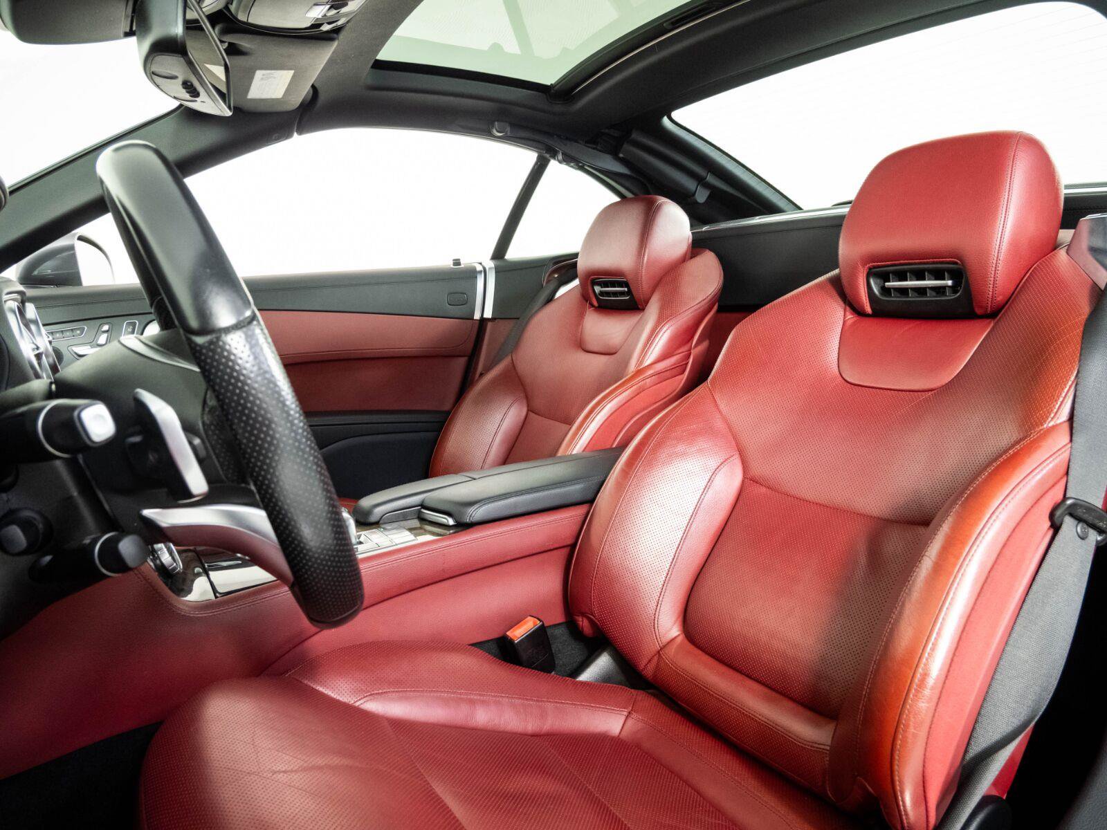 Used 2018 Mercedes-Benz SL 550 image 5