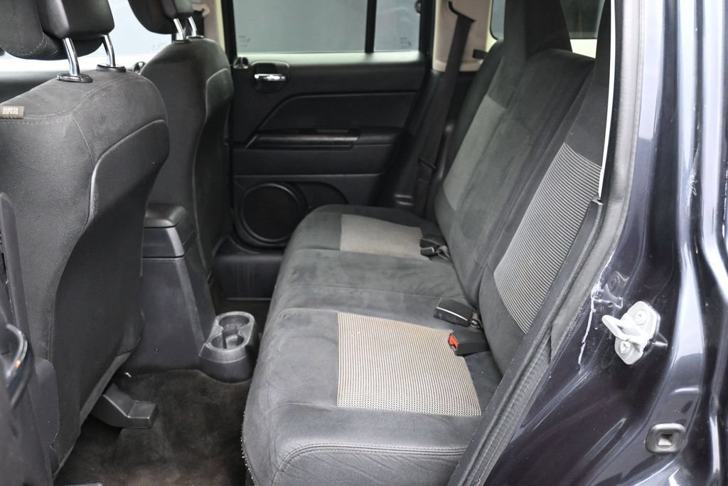 Used 2015 Jeep Patriot Sport w/ Power Value Group FWD image 20