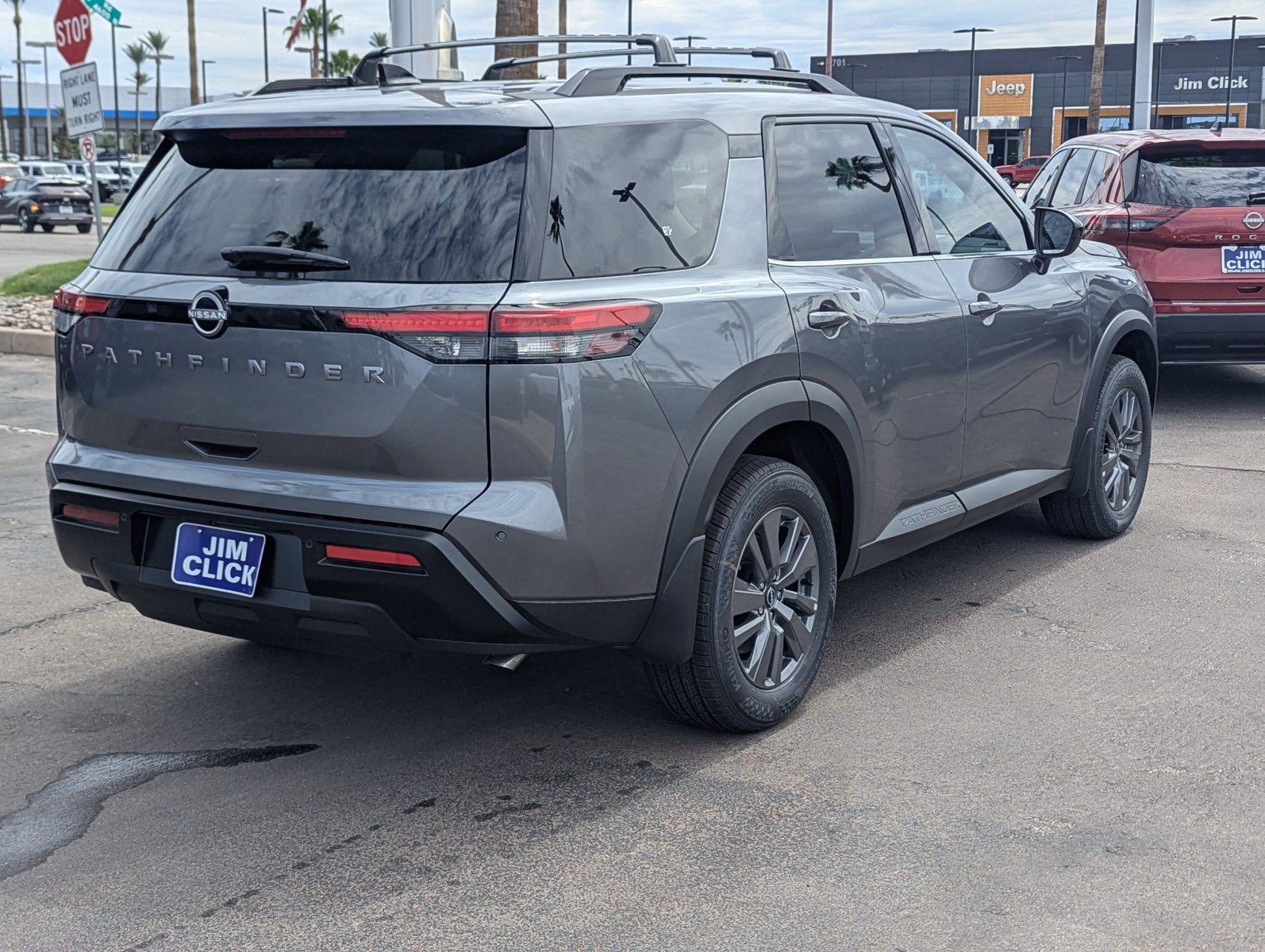 New 2026 Nissan Pathfinder SV w/ Cargo Package FWD image 2