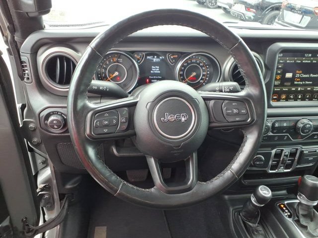 Used 2023 Jeep Gladiator Sport AWD/4WD image 7