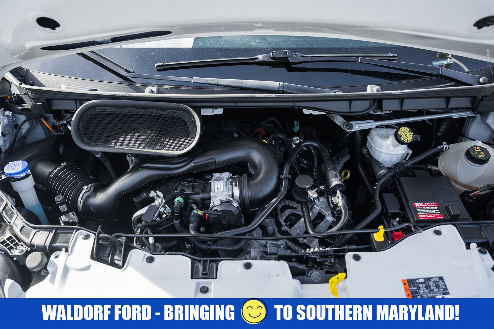 Certified 2023 Ford Transit 250 Low Roof w/ Exterior Upgrade Package image 25