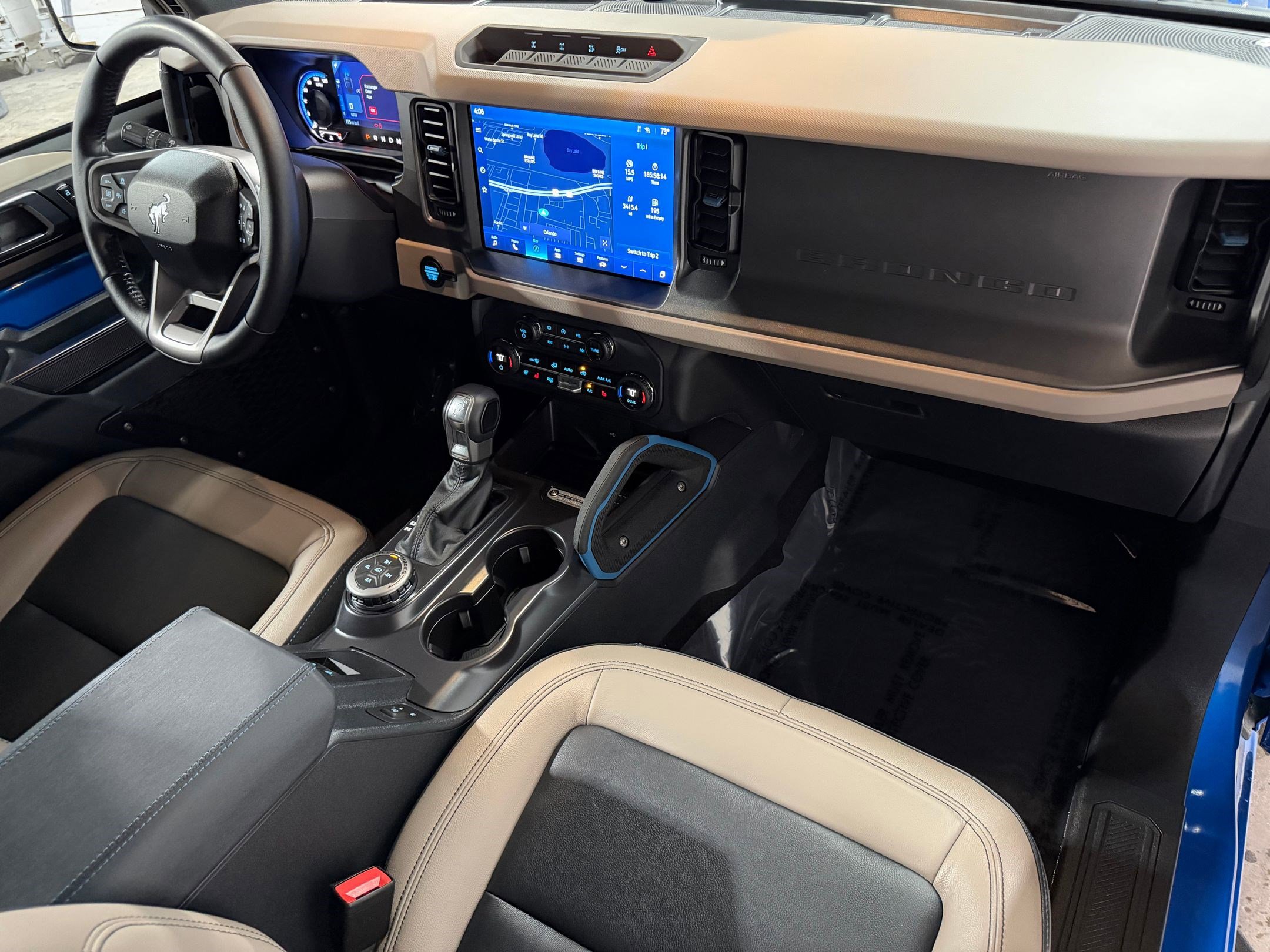 Used 2024 Ford Bronco Wildtrak image 42