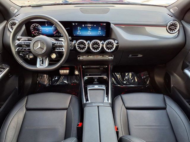 Used 2025 Mercedes-Benz GLA 35 AMG 4MATIC image 4