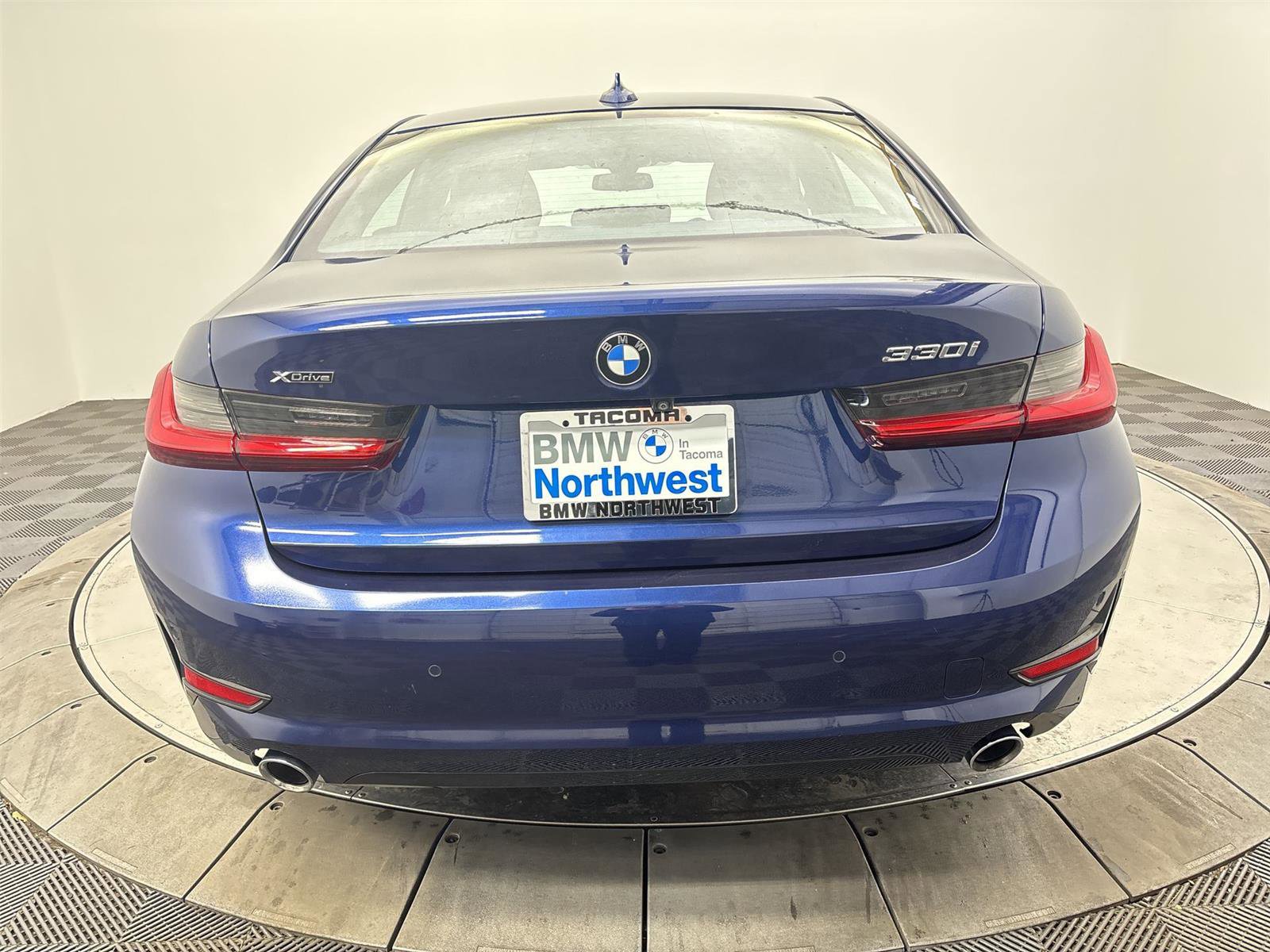 Used 2020 BMW 330i xDrive Sedan w/ Convenience Package image 15