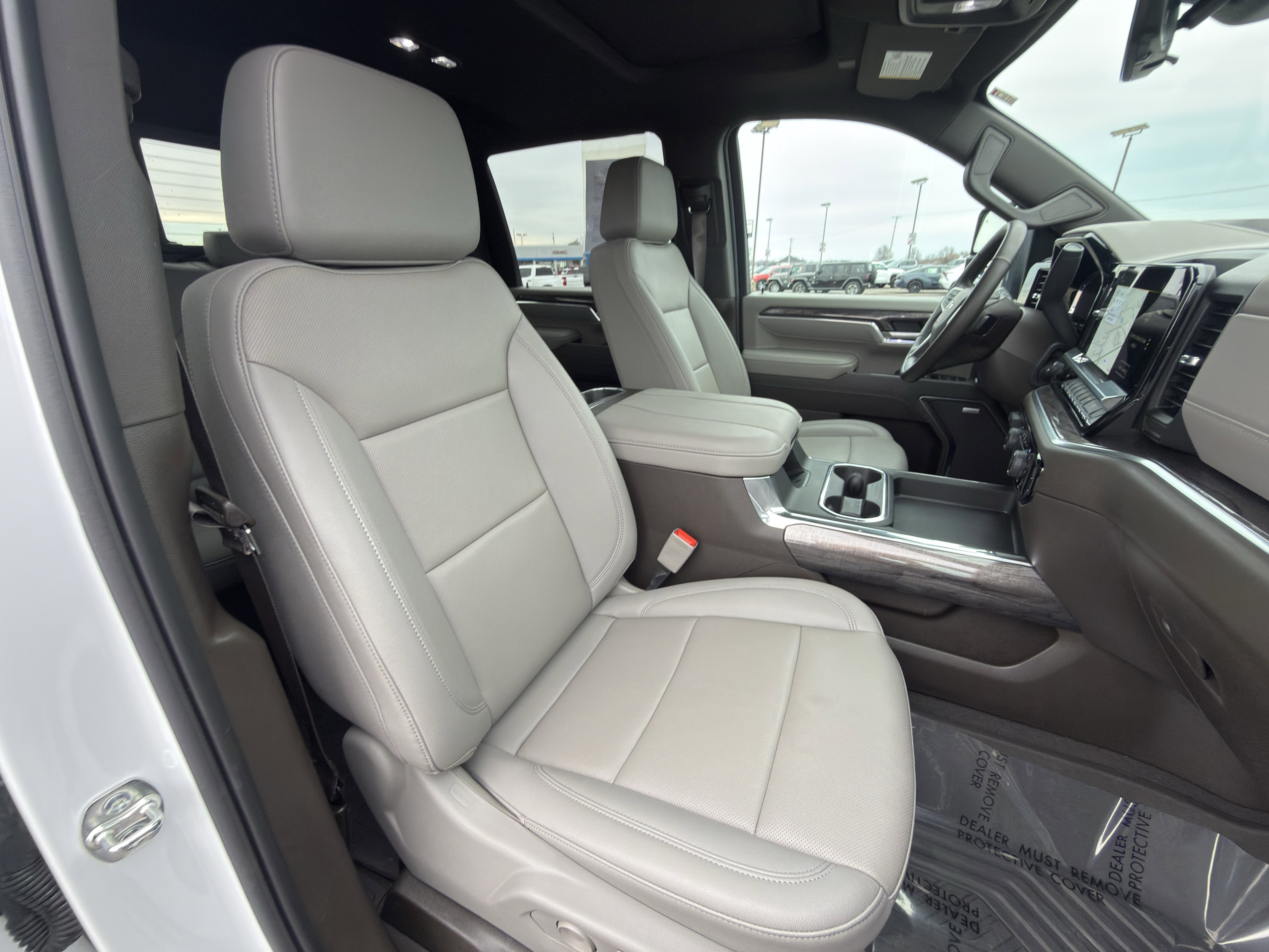 Certified 2025 Chevrolet Silverado 2500 LTZ w/ LTZ Plus Package image 13