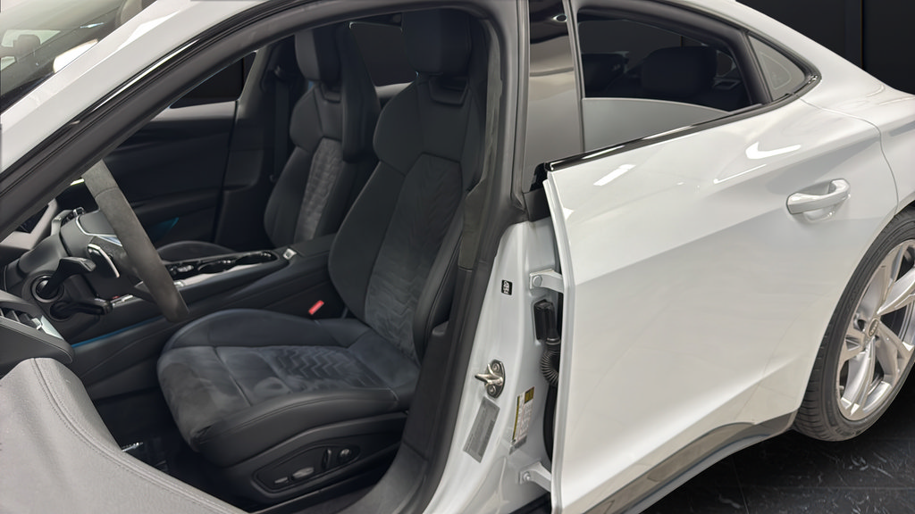 Used 2024 Audi e-tron GT Prestige w/ Prestige Package AWD/4WD image 9