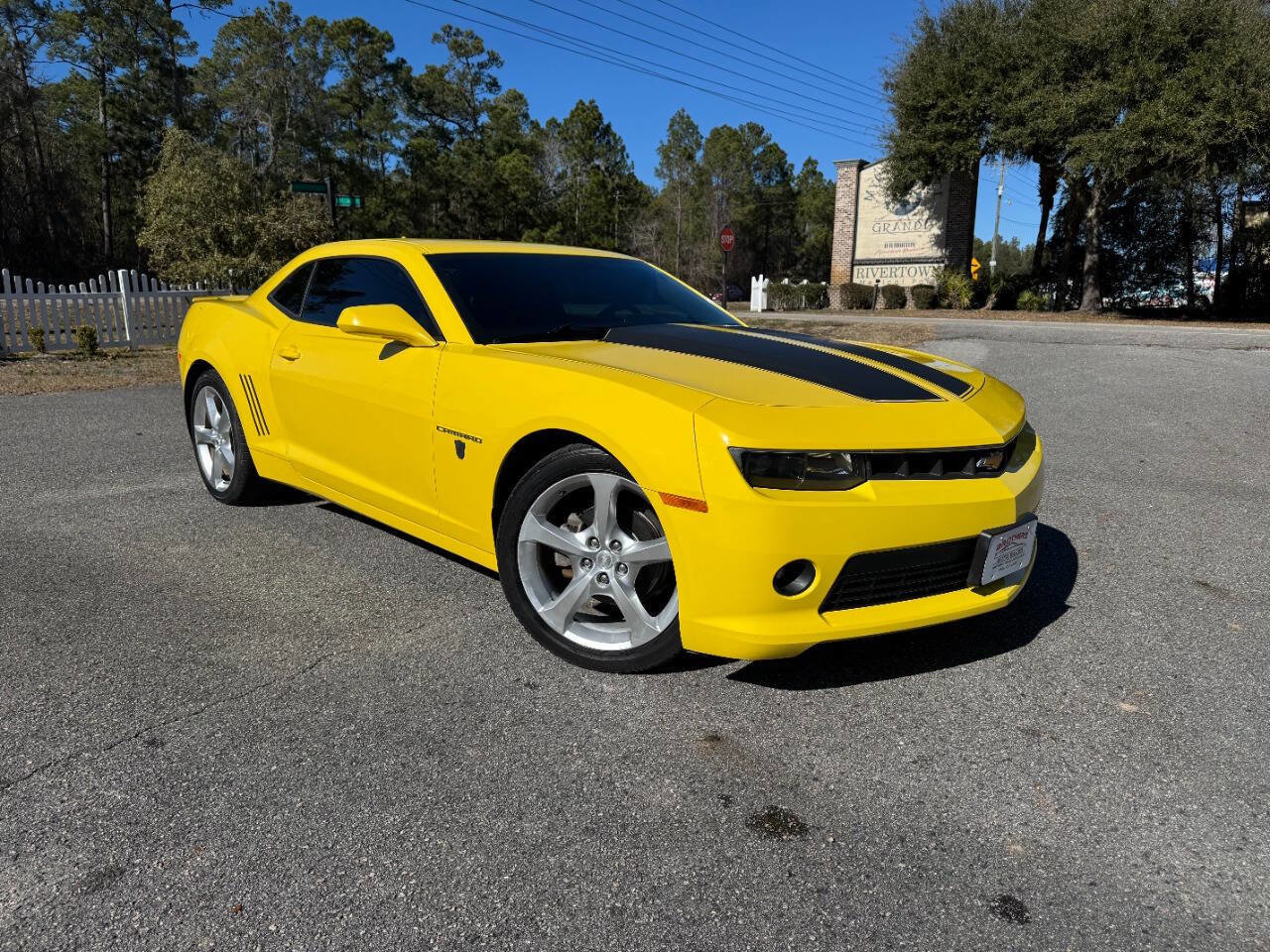 Used 2015 Chevrolet Camaro LT w/ RS Package image 8
