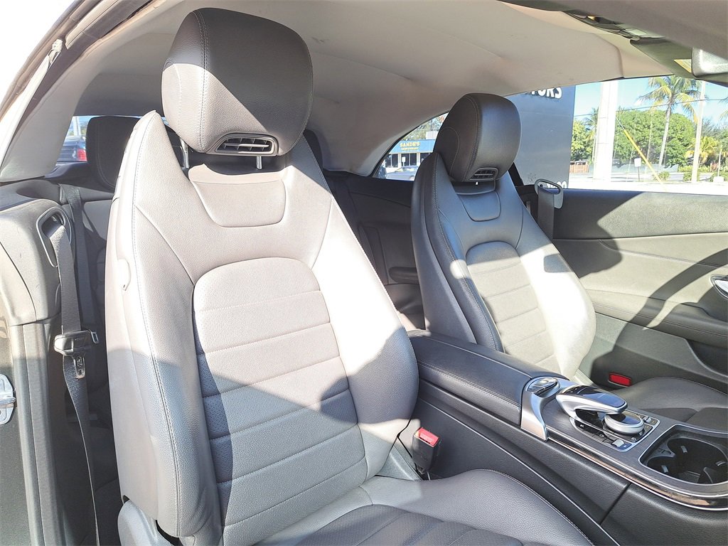 Used 2020 Mercedes-Benz C 300 Cabriolet image 12