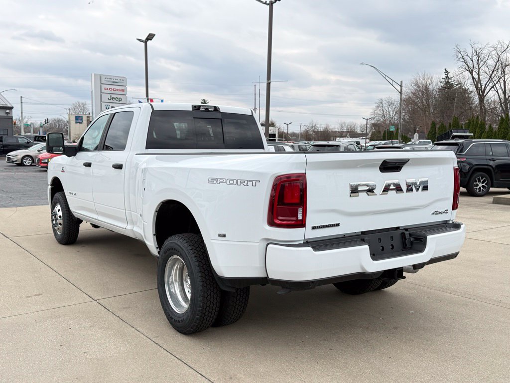 New 2026 RAM 3500 Big Horn AWD/4WD image 5