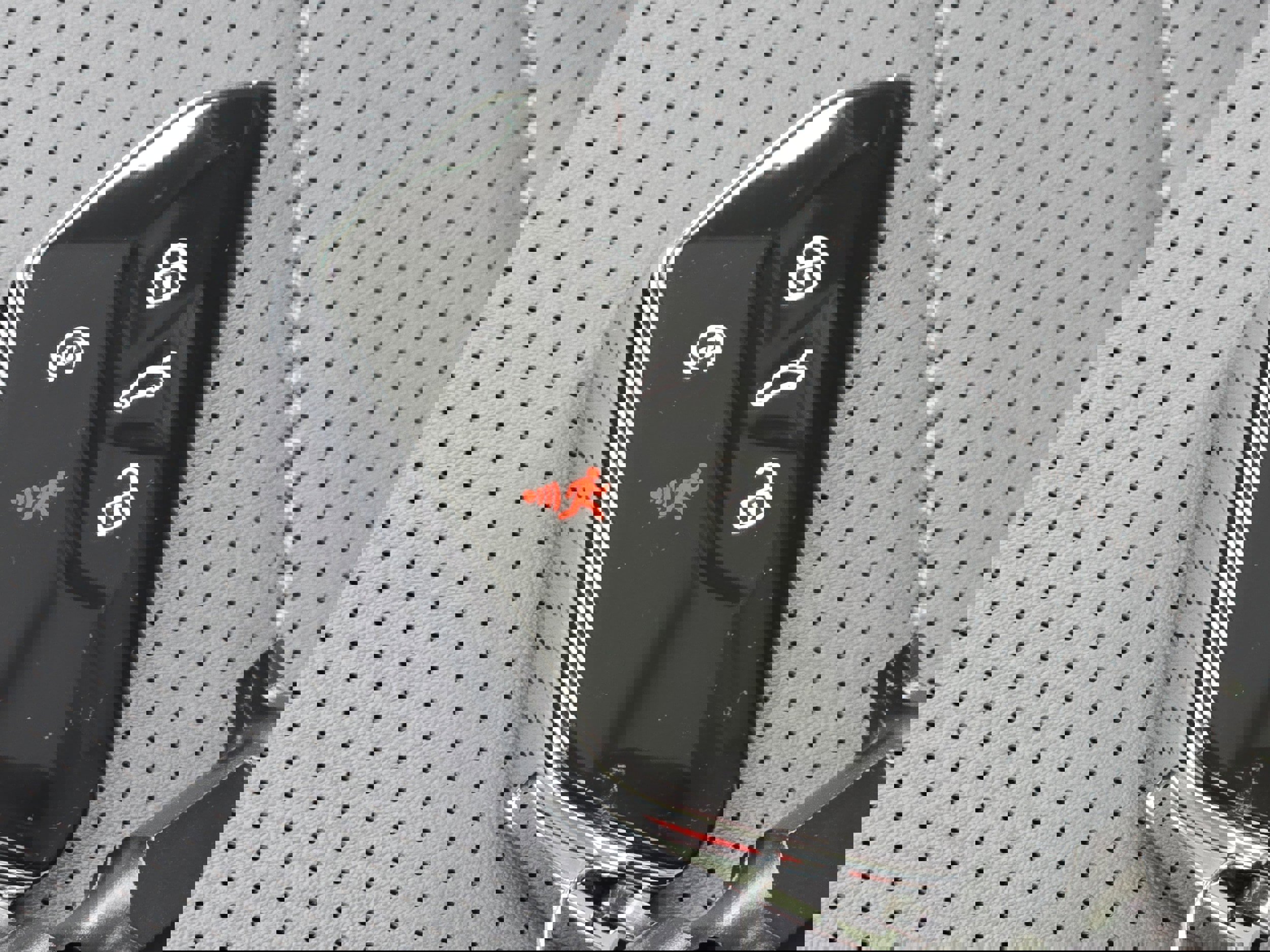 New 2026 Volkswagen Tiguan SE image 17