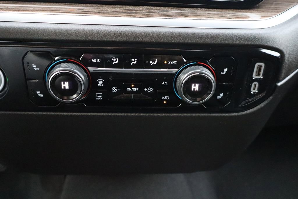 Used 2024 Chevrolet Silverado 1500 RST w/ Z71 Off-Road Package image 11