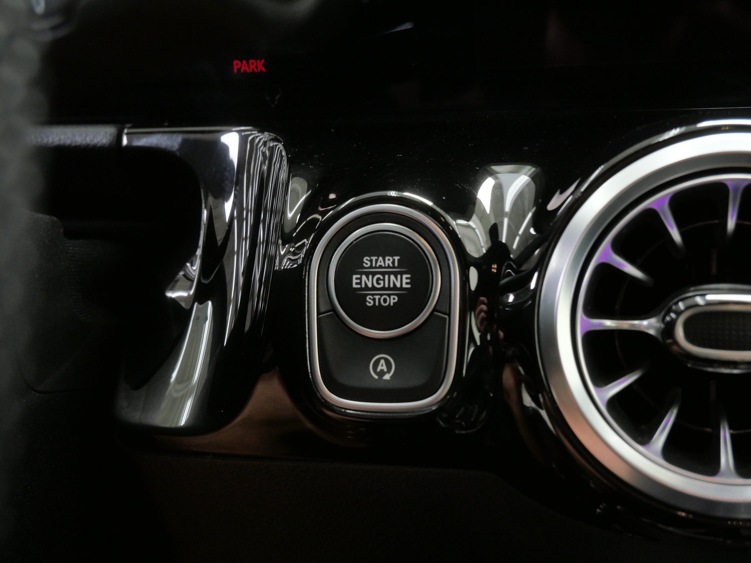 Certified 2023 Mercedes-Benz GLA 35 AMG 4MATIC image 25