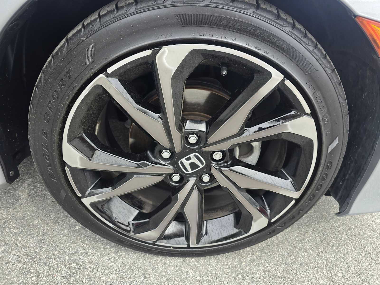 Used 2019 Honda Civic Sport image 9