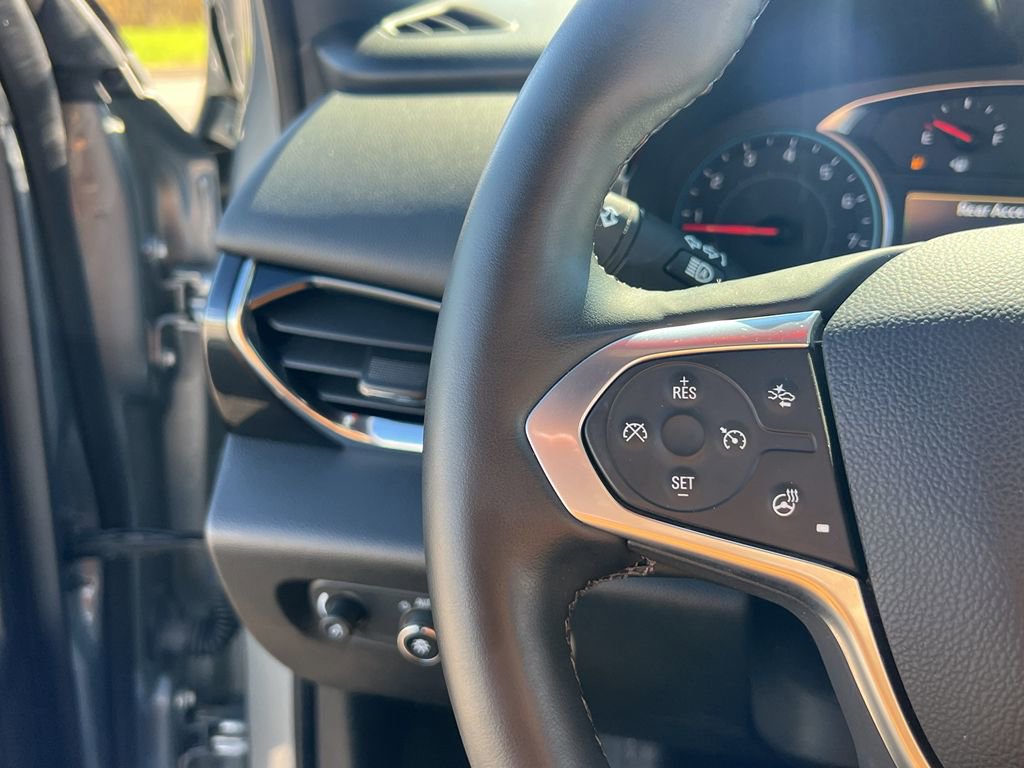 Used 2023 Chevrolet Traverse RS image 35