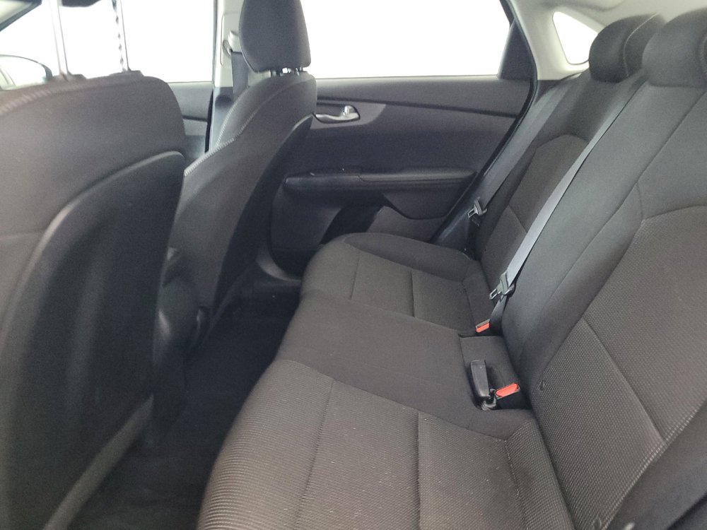Used 2020 Kia Forte LXS FWD image 18
