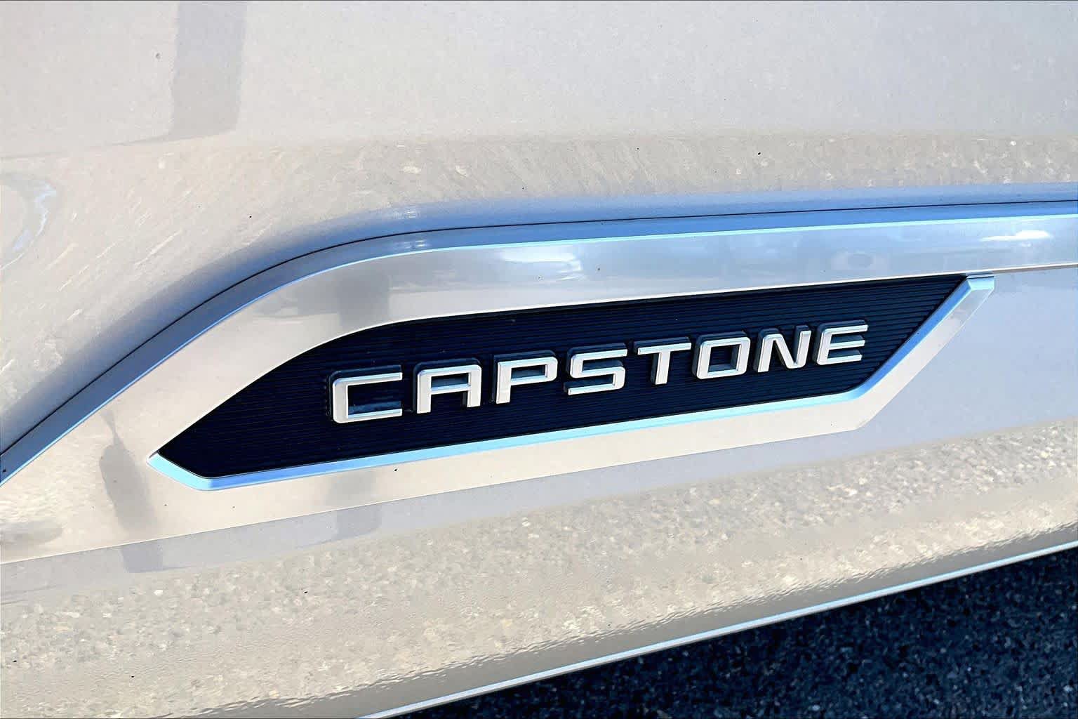 Certified 2023 Toyota Sequoia Capstone AWD/4WD image 9