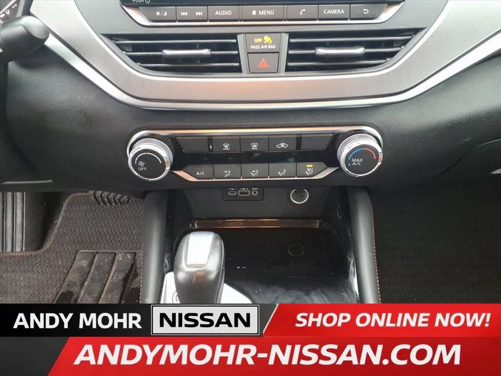 Used 2024 Nissan Altima 2.5 SR image 23