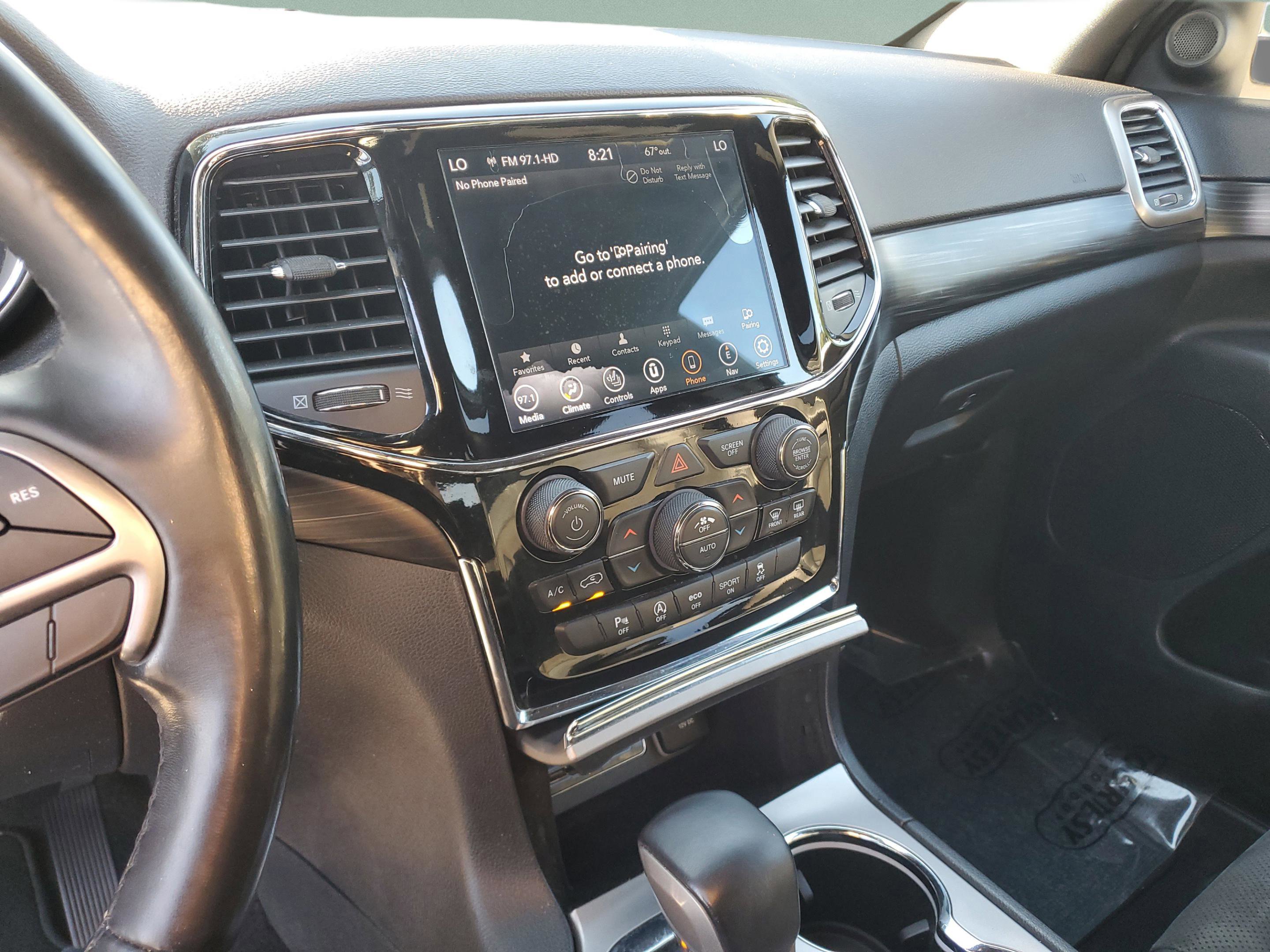 Used 2020 Jeep Grand Cherokee Altitude AWD/4WD image 24