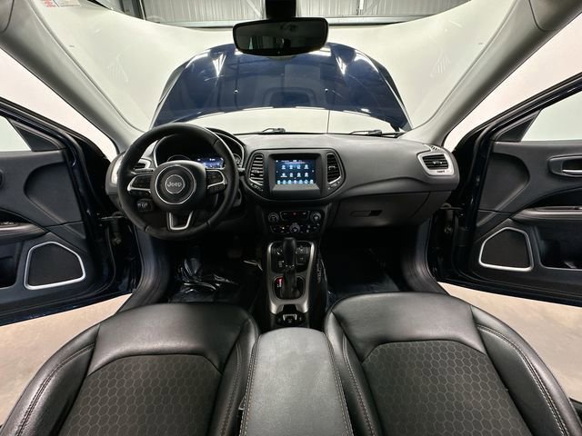 Used 2018 Jeep Compass Latitude w/ Popular Equipment Group AWD/4WD image 20