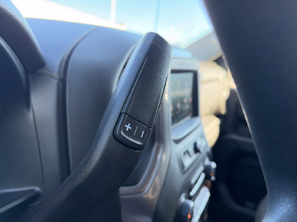 Used 2020 Chevrolet Silverado 1500 Custom Trail Boss w/ Custom Convenience Package AWD/4WD image 20