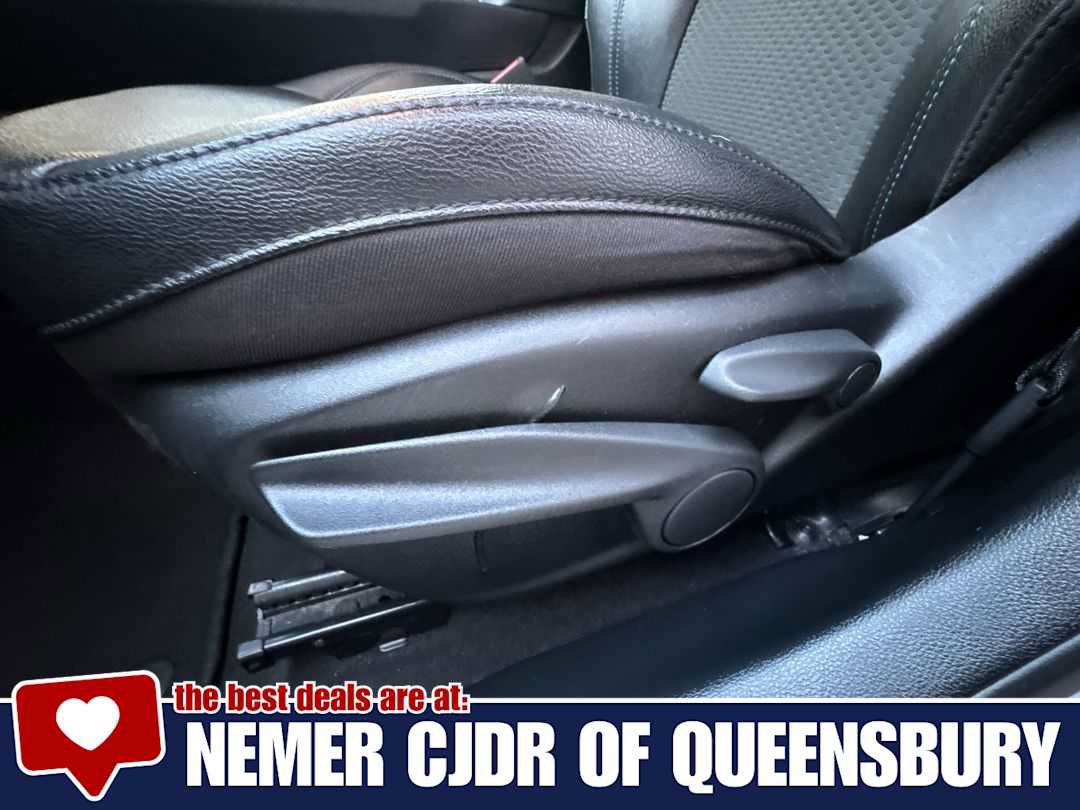 Used 2024 Jeep Compass Latitude AWD/4WD image 12