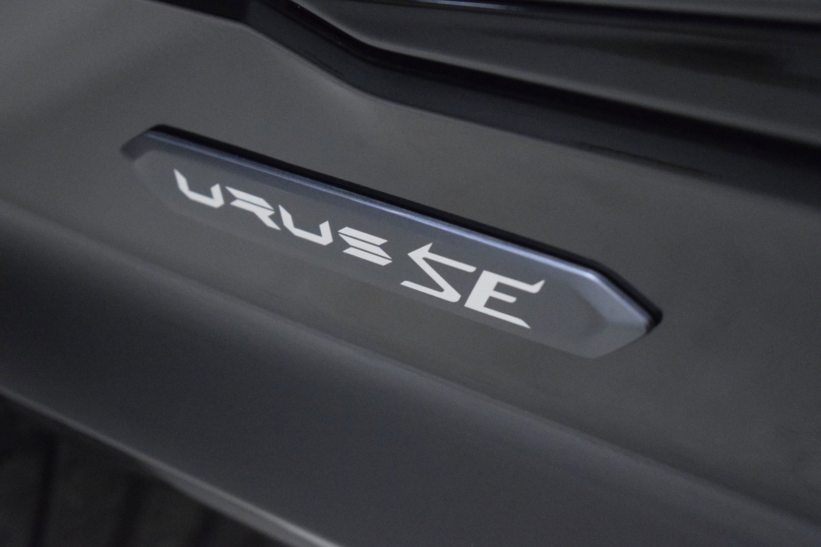 Used 2025 Lamborghini Urus SE image 11