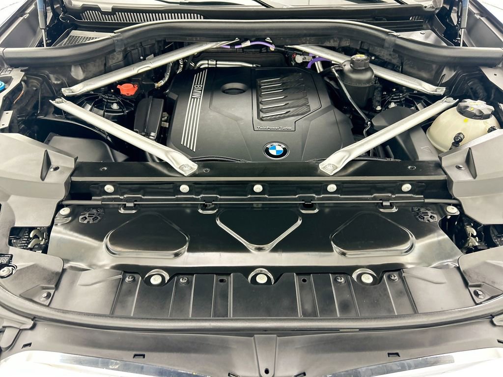 Certified 2022 BMW X5 sDrive40i w/ Climate Comfort Package image 28