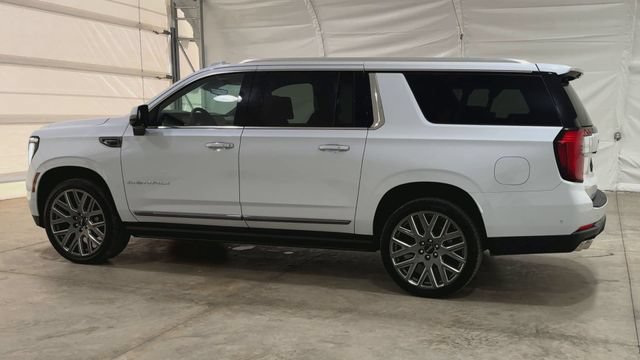 New 2026 GMC Yukon XL Denali Ultimate w/ LPO, Floor Liner Package AWD/4WD image 6