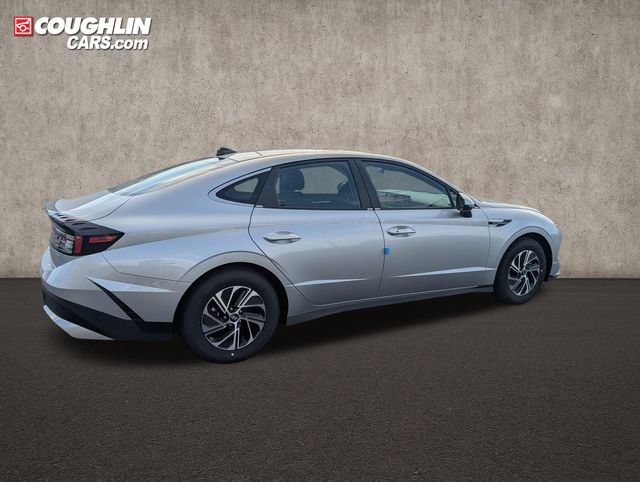 New 2026 Hyundai Sonata Blue FWD image 9
