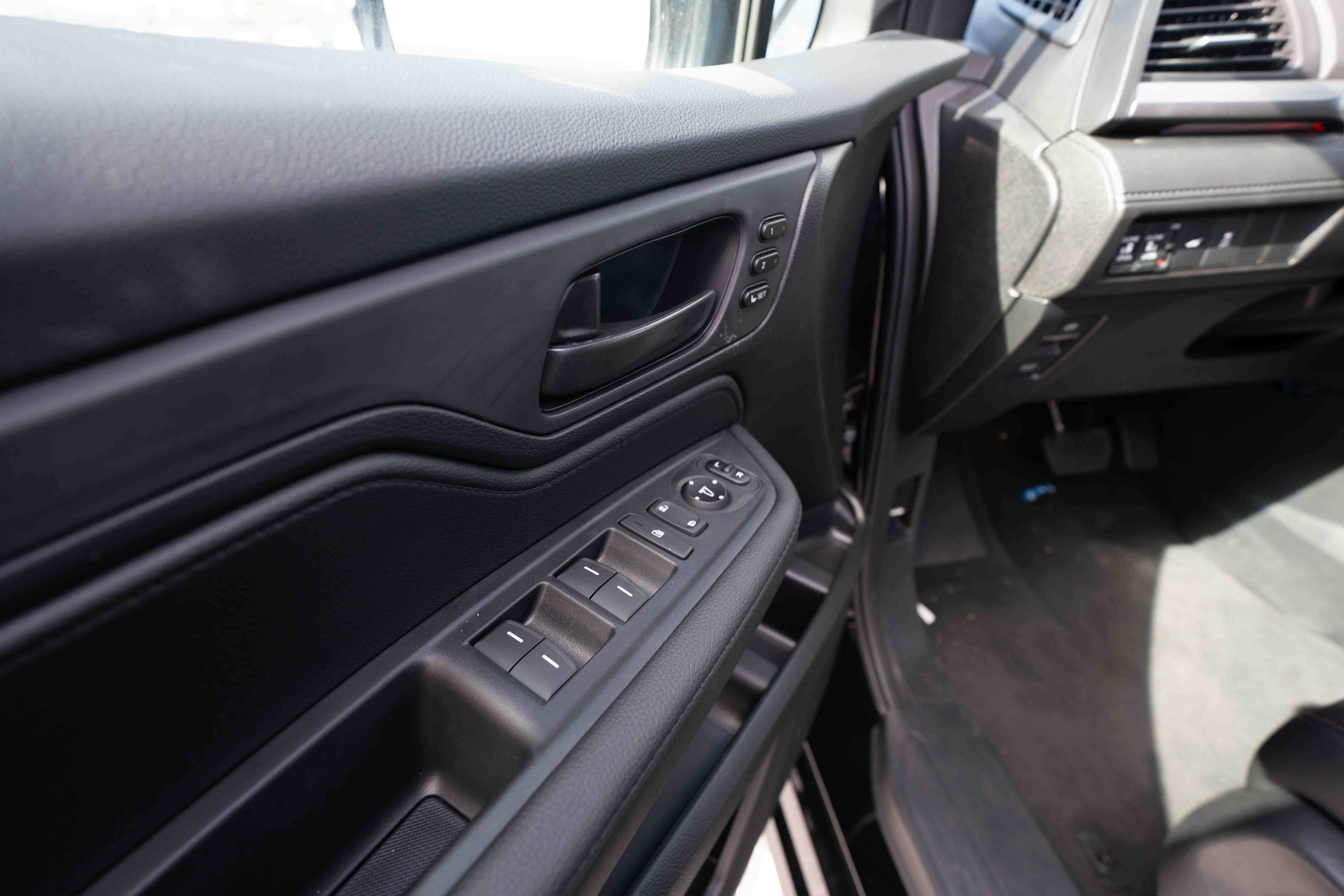 New 2026 Honda Odyssey Sport-L image 7