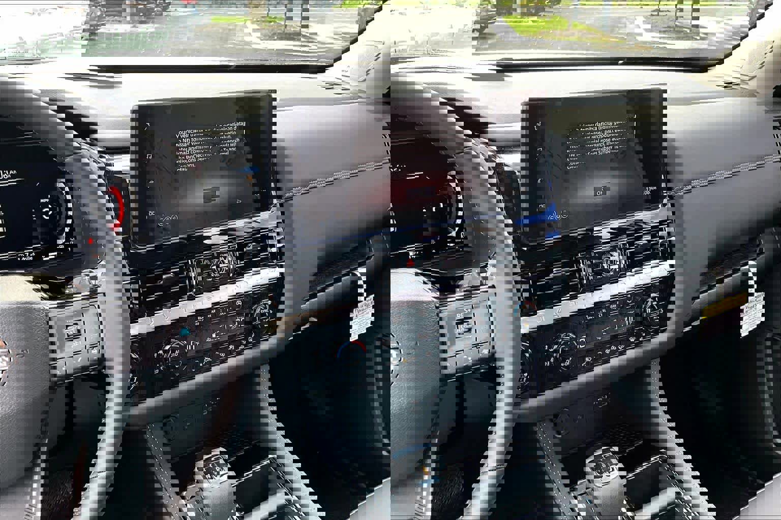 New 2026 Nissan Pathfinder Platinum image 6