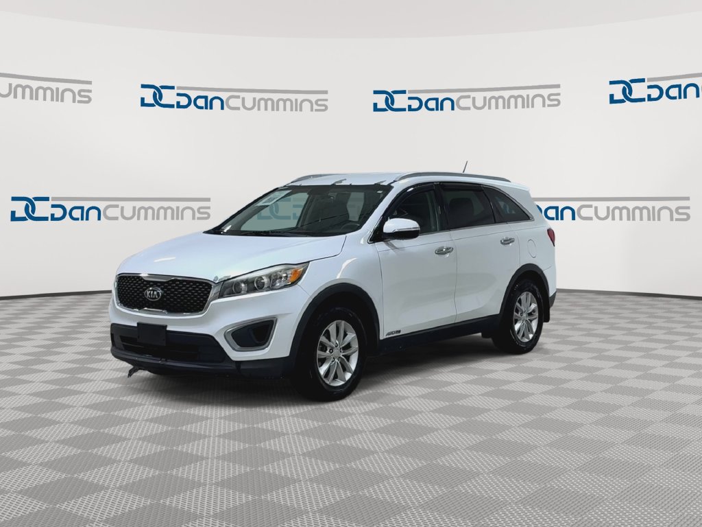 Used 2017 Kia Sorento AWD image 5