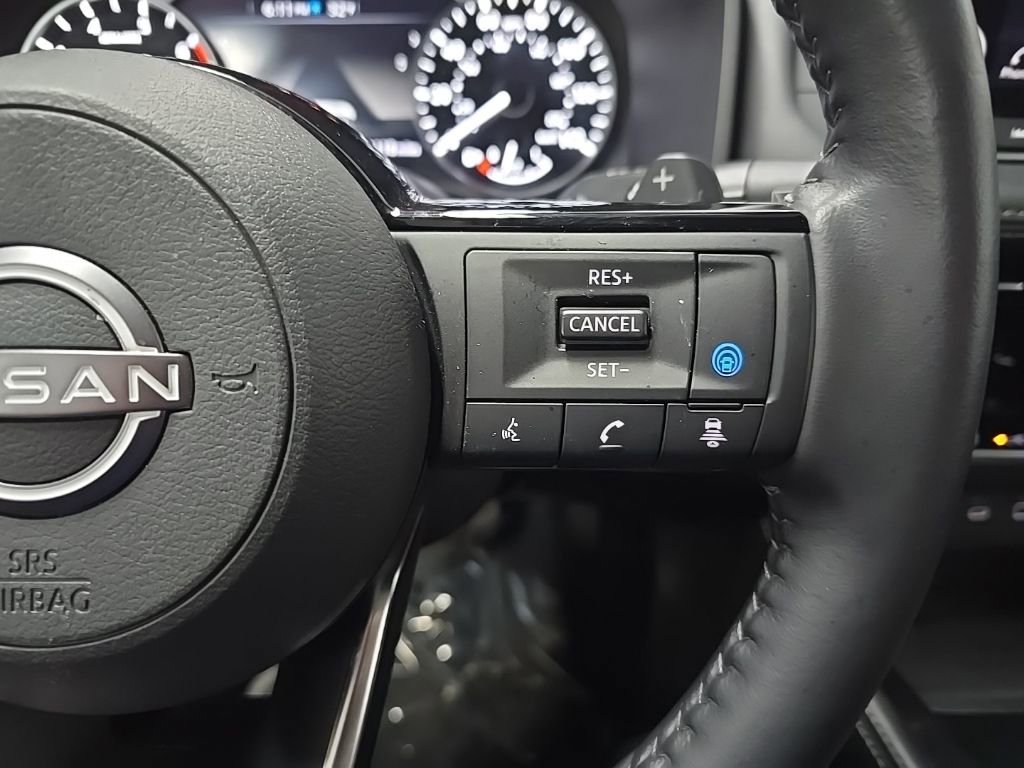 Used 2023 Nissan Rogue SL image 21