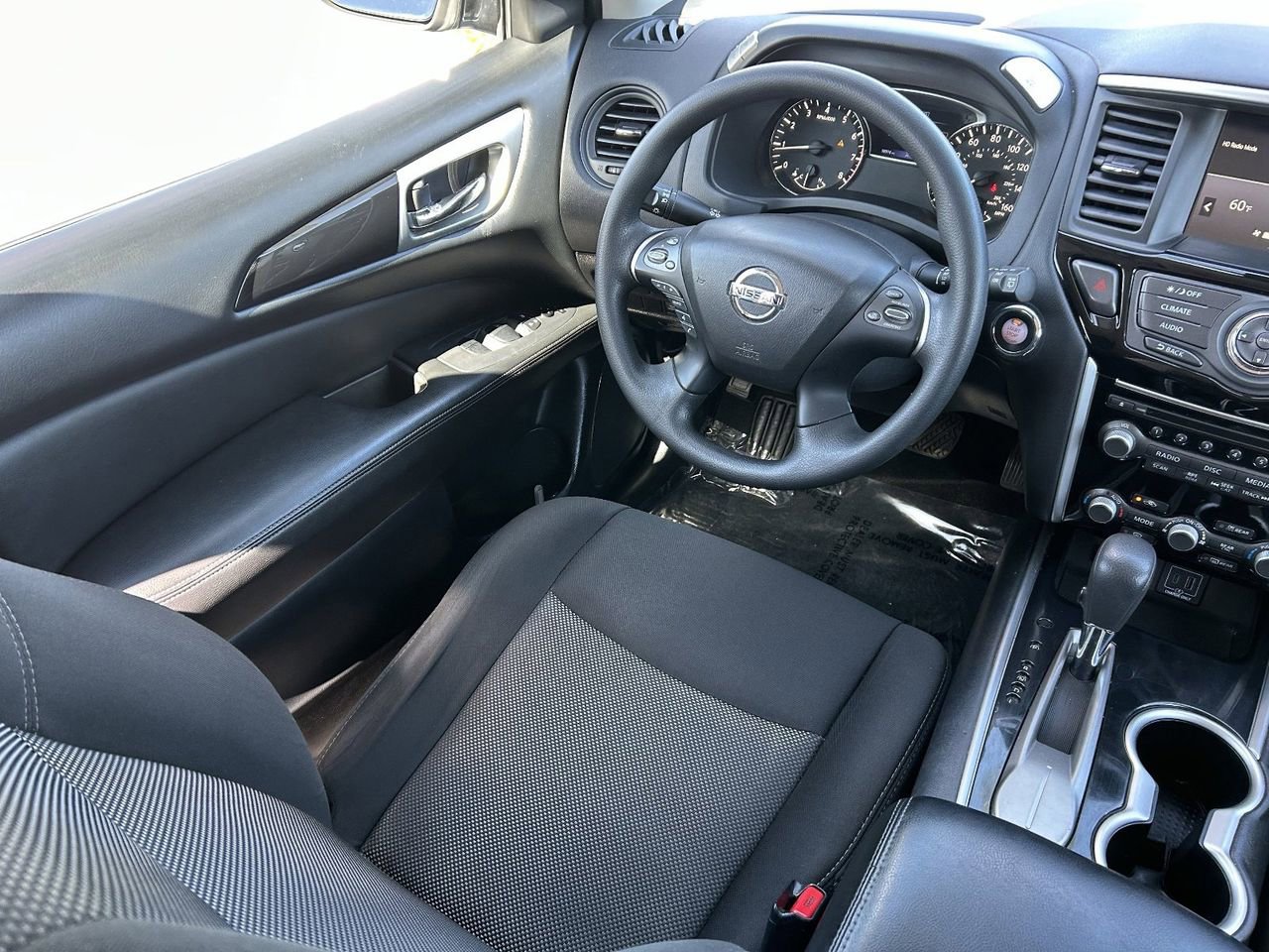 Certified 2020 Nissan Pathfinder S image 17