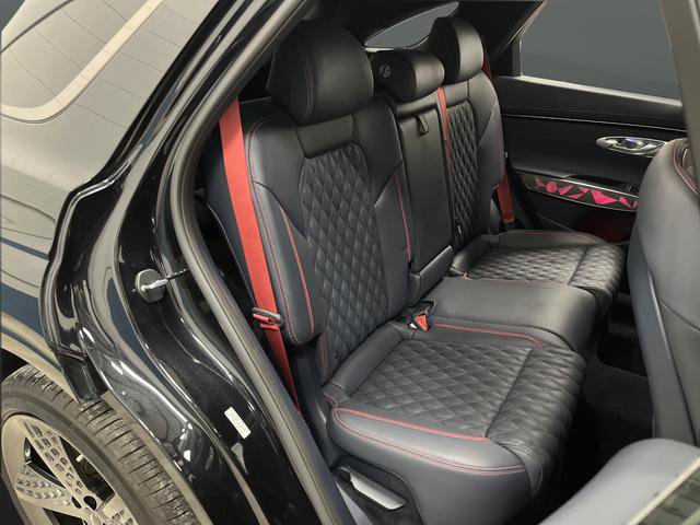 Used 2025 Genesis GV70 3.5T Sport w/ Sport Advanced Package image 33