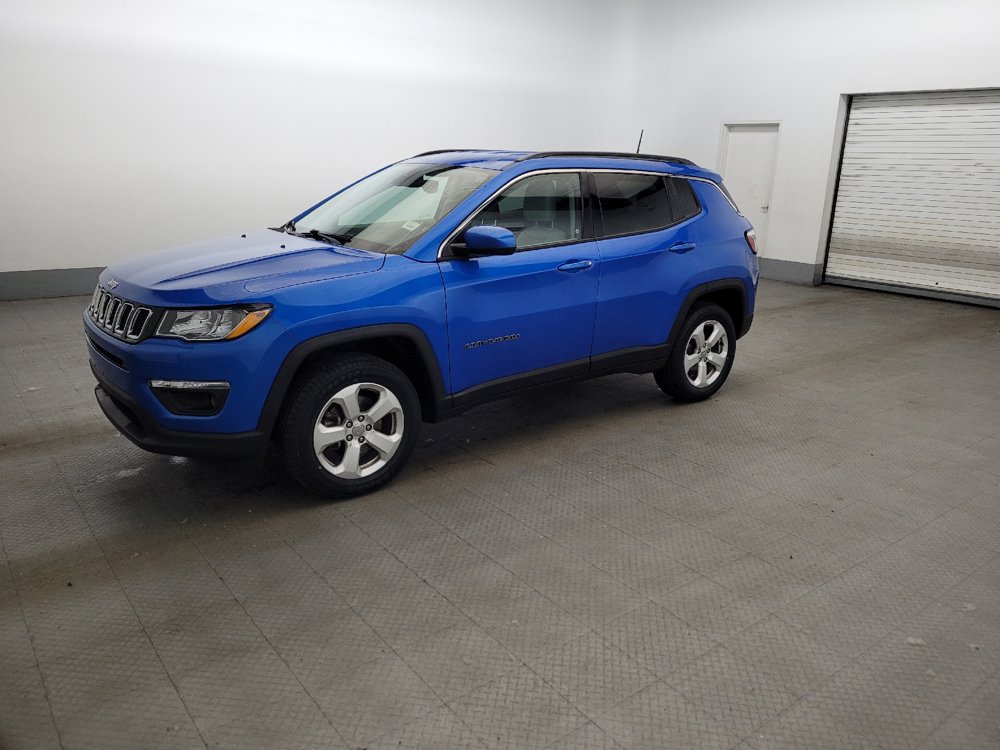 Used 2018 Jeep Compass Latitude w/ Popular Equipment Group AWD/4WD image 2